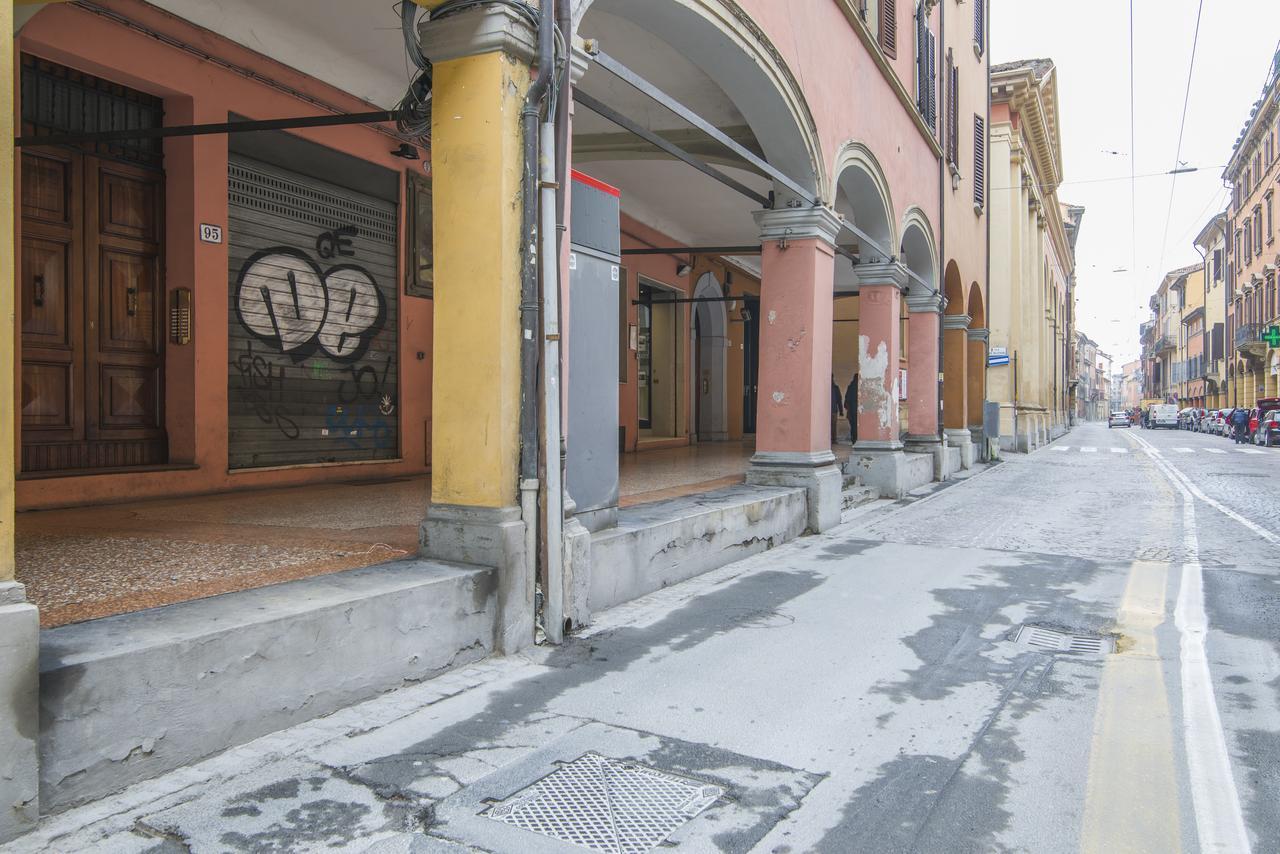 Bologna Rainbow Apartment Экстерьер фото
